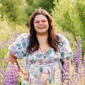 Meet your Posher, Crystal